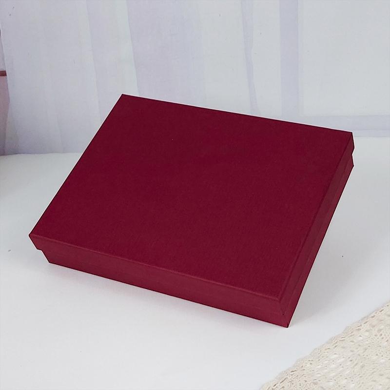 Красная пижама в подарок на свадьбу и коробка для обуви - Красная упаковочная коробка