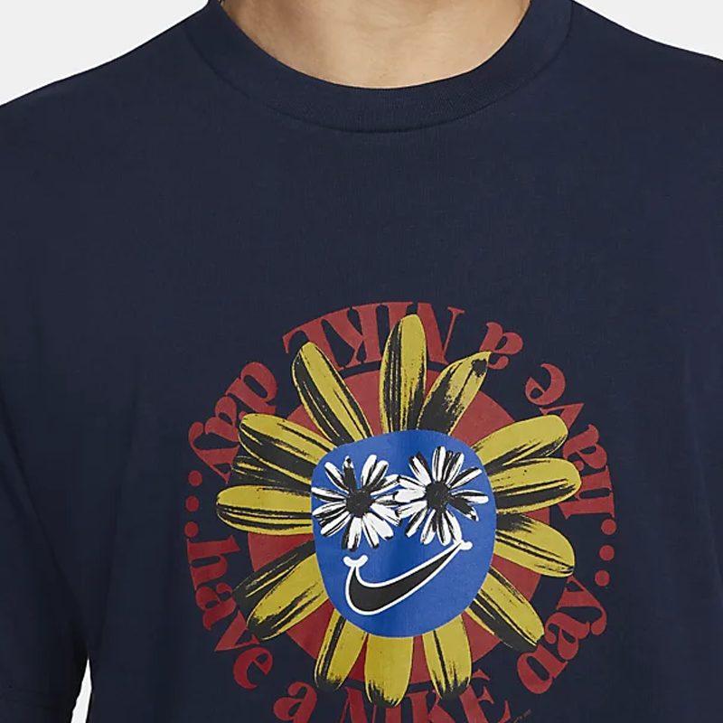 Nike T Shirts Men's Blue Crew Neck Moderate Straight Fit DV0683-419