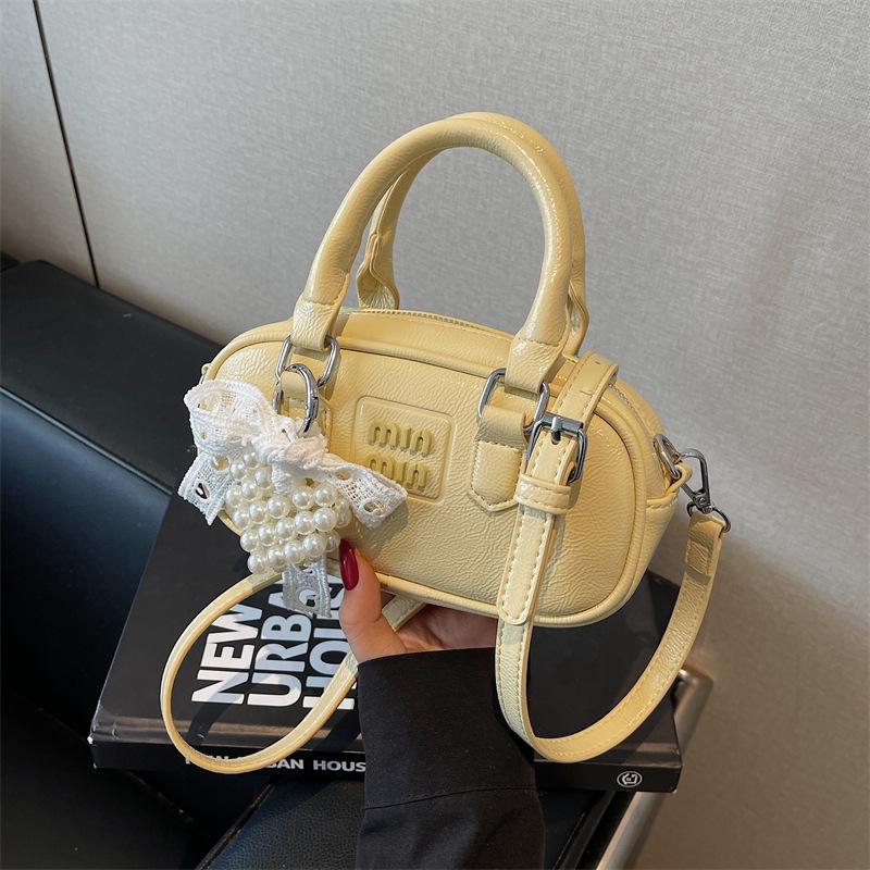 Popular Small Bag Women's New Versatile Messenger Bag Casual Portable Pillow Bag