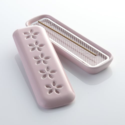This stylish cherry blossom-design incense holder can be placed horizontally. It's a soothing incense holder, perfect for Buddhist altars. It's also a