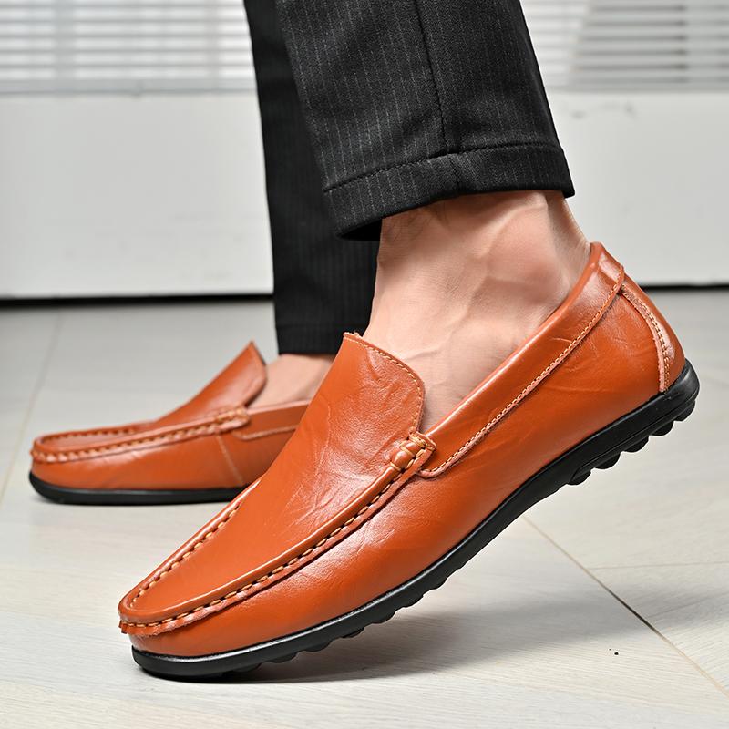 Men’s Moccasins Loafer Driving Shoes Flats Casual Slip On Plus Size Wide Head Shoes for Men