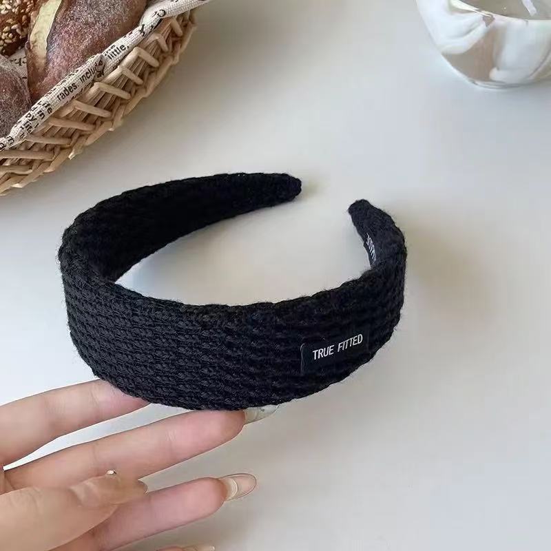 1pc Women Knitted Broad Headbands Fashion Versatile Elegant Simple Solid Color Hair Accessories Suitable For Daily, Casual