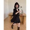 Black polka dot V-neck dress is thin and versatile, spring and summer small man Korean version of simple short hair wears a white skirt