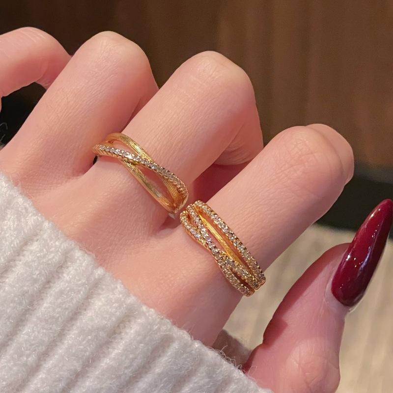 Vintage Geometric Brushed Lines Full Of Diamonds Zir*****Pen Ring Niche Design Temperament Exquisite Ring Woman