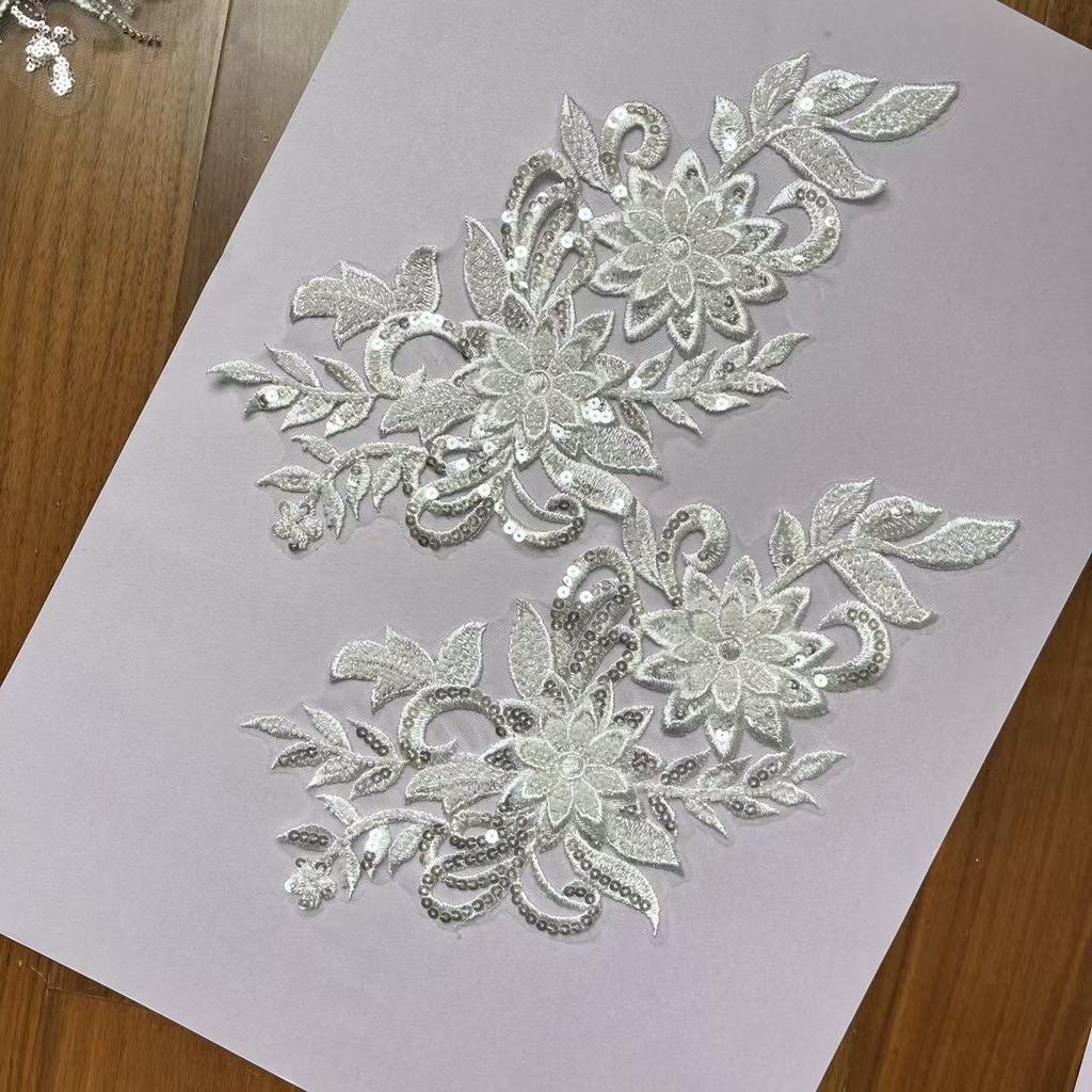 Bestickter Pailletten-Perlen-Kragen mit 3D-Blumen-Applikation für Hochzeits- und Abendkleider DIY