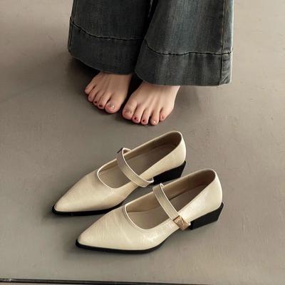 Nie zmęczone stopy buty Mary Jane damskie 2025 podwyższające wzrost miękka skóra retro płytkie wycięcie klamra temperament wysokie obcasy pojedyncze s