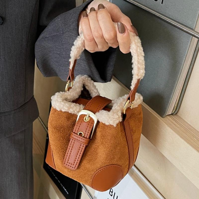 Retro Women's Bucket Bag Elegant Fashi Versatile Winter Shoulder Bag Handbag Simple Textured New 2026 Cute Warm Crossbody Bag