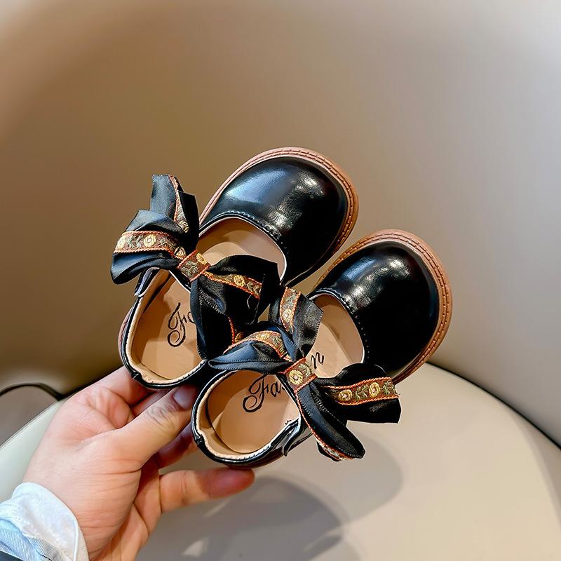 2024 Spring Autumn Children Shoe Fashion Girls Anti Slip Leather Shoes Designer Party Dresses Shoes Soft Soled Kids Casual Shoes