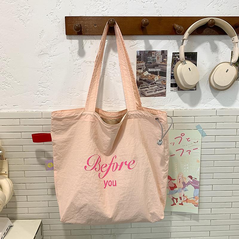 Spring and summer new nylon shoulder bag women's bag lazy wind tote bag large capacity shopping bag commuter bag