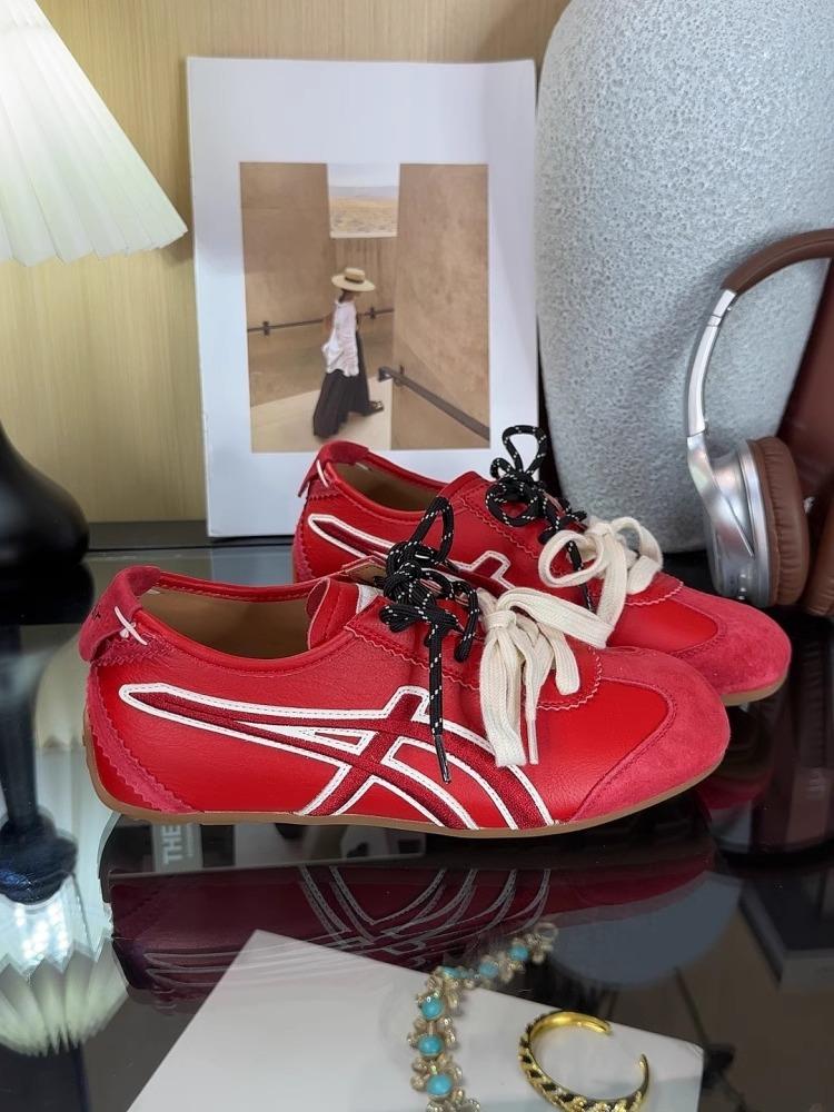 Ballet style moral training shoes women's 2025 spring new soft-soled versatile candy leather Forrest Gump shoes casual sports shoes