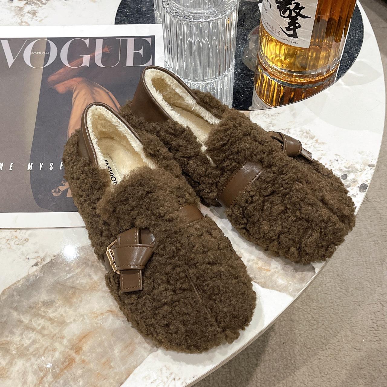 

Европейские и американские теплые плюшевые туфли женские зимние 2024 года новый дизайн плюшевые туфли на плоской подошве из хлопка Zapatos De Mujer Trafza 40 темно-коричневого