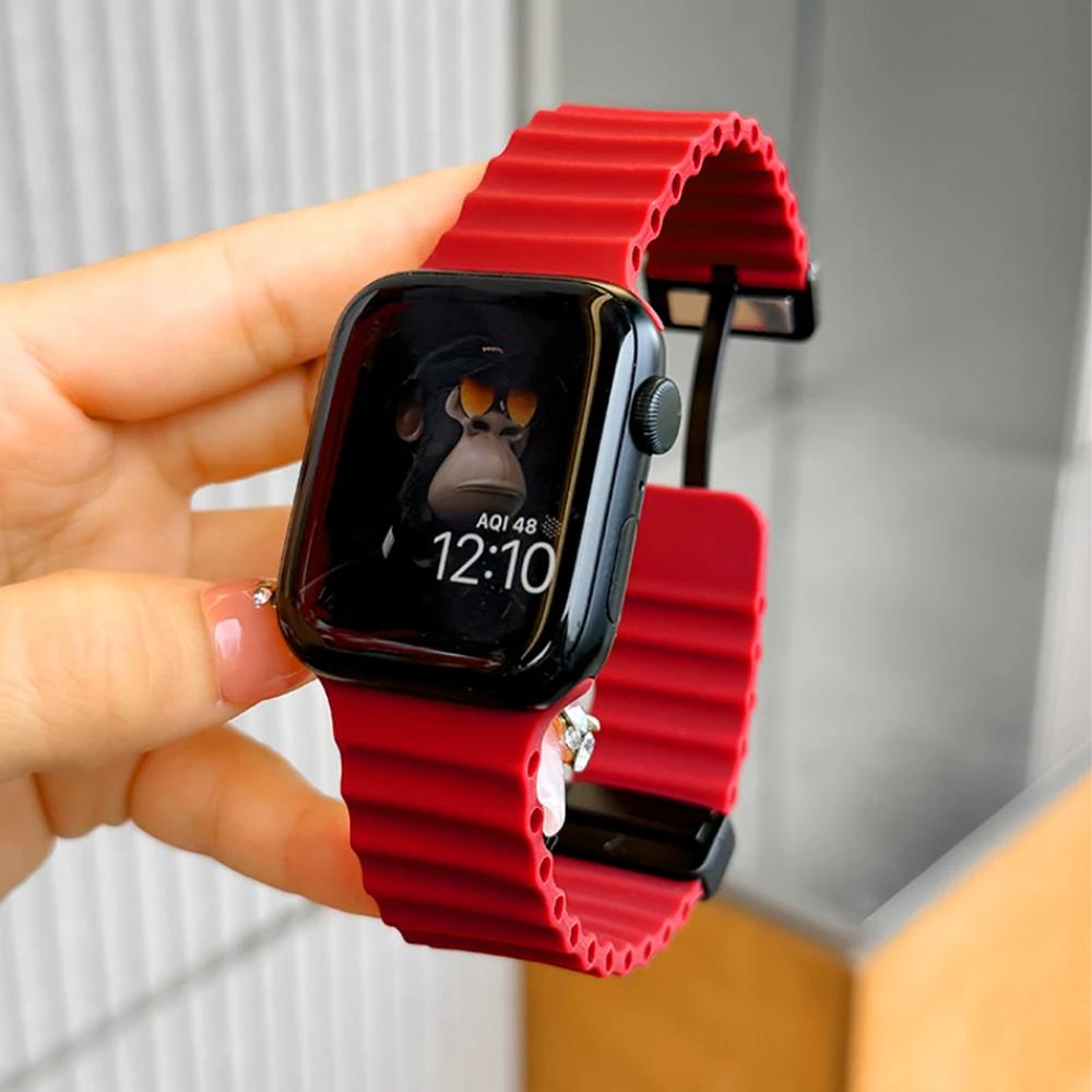 Silicone Strap For Apple watch band 49mm 46 45 44 40 41 38mm magnetic buckle bracelet iWatch series 3 4 5 6 se 7 8 9 10 Ultra 2