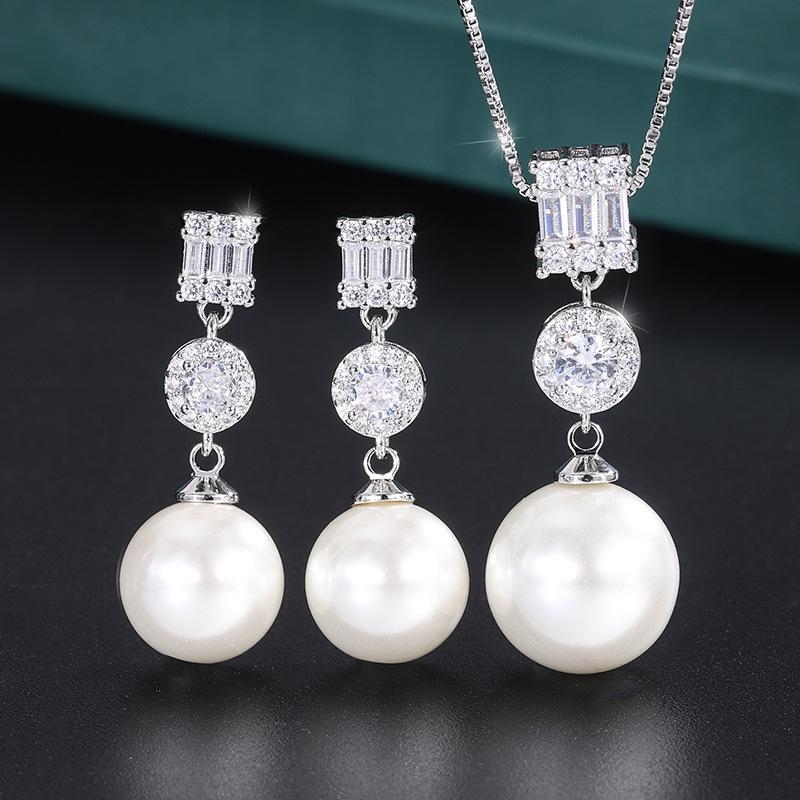 Jewelry Copper Bottom Gold-Plated Inlaid Fritillary Pearl Diamond Pendant 14Mm Stud Earrings 12Mm Set