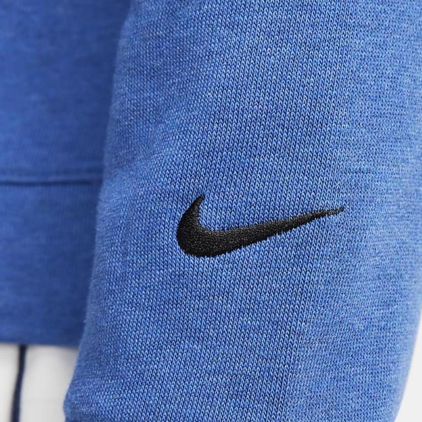 Nike Dri-Fit Track Club Jednobarevná Mikina s Kulatým Výstřihem Ležérní S Dlouhým Rukávem Pánské topy Court-Blue FB5510-476