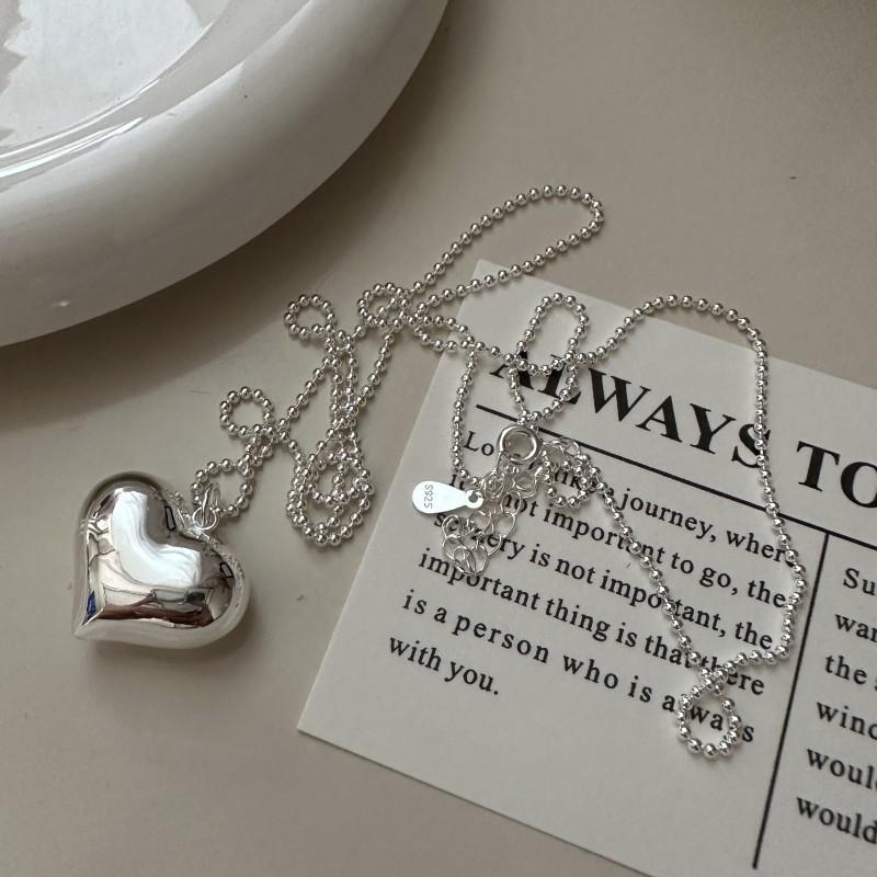 S925 Sterling Silver Love Hollow Necklace Wind Korean Style Simple Fashion Retro Necklace 925 silver