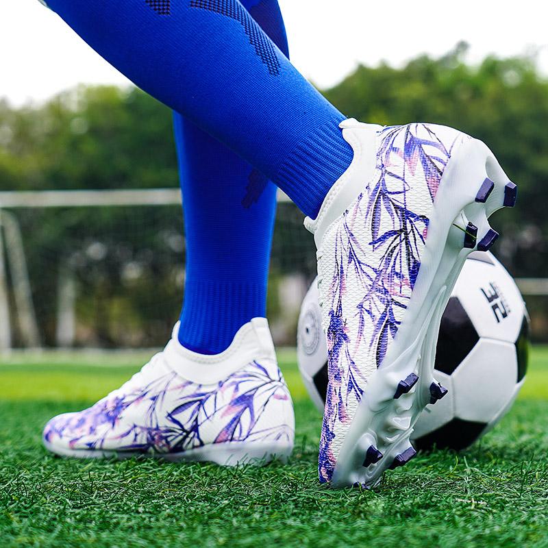 Football Boots Men Sport Wear Society Comfortable Sneaker Resistant Football Shoes Professional TF/FG Long Spikes Soccer Shoes