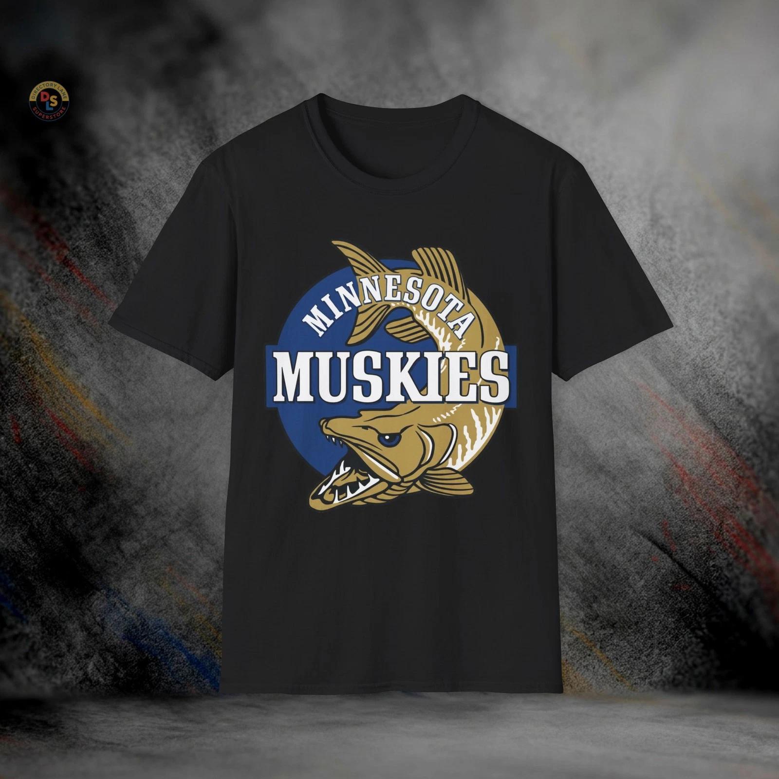 Minnesota Muskies Defunct Retro Basketball T-Shirt | Softstyle Tee XS