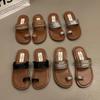 Nouvelles Pantoufles Plates Femme 2024 Tissées avec Tongs Confortables Chaussures Femme Pantoufles à Semelle Décontractée Chaussures Femme Été