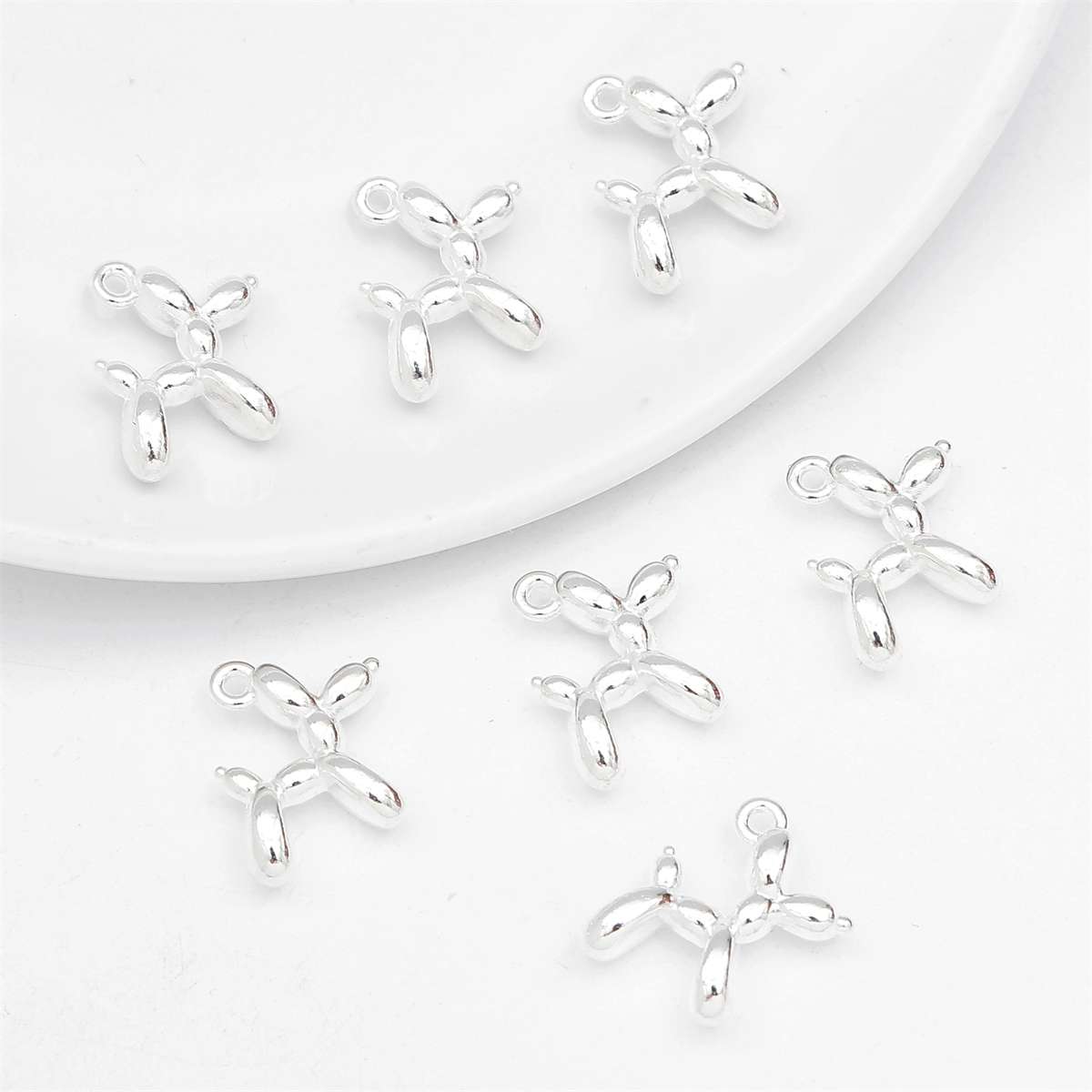 

4-10 шт. Сплав, олійна емаль, підвіски, різнокольорові цуценя, кулон для виготовлення ювелірних виробів, своїми руками, намисто, браслет, сережки, ремісничі вироби 4pcs срібний