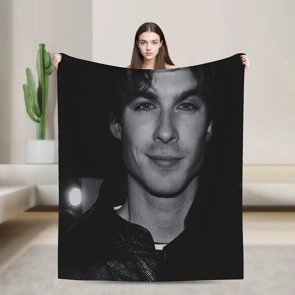 V-Vampire D-Diaries Damon Salvatore TV Coperta di Flanella Morbida Coperta da Lancio Arte Per Arredamento Casa Camera da Letto Letto Divano Picnic Regali per Fan