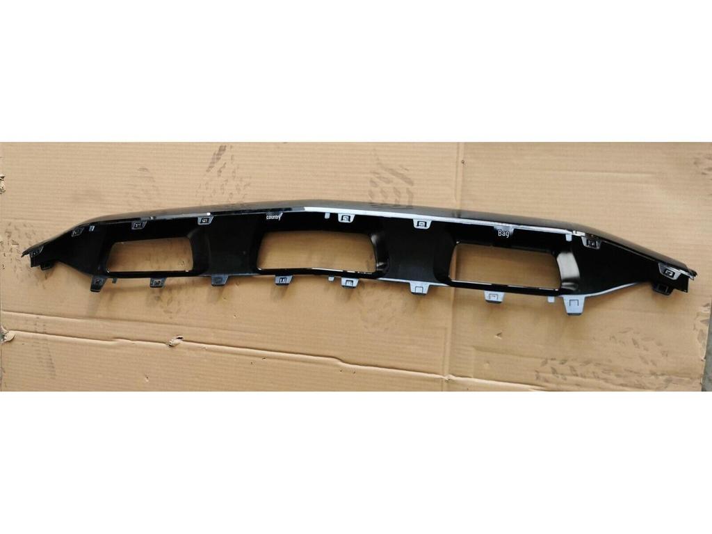 Glossy Black Front Bumper Center Trim for Mercedes-Benz GLC260 W253