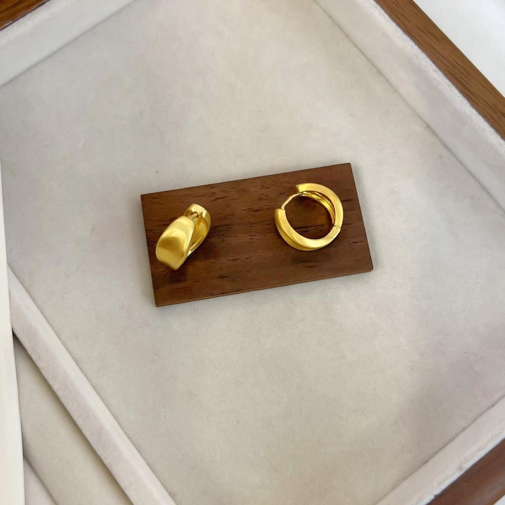 Minimalist Brushed Concave Earrings Female Retro Versatile Senior Sense Personality Simple Temperament Commuter Earrings Female Office Casual Daily