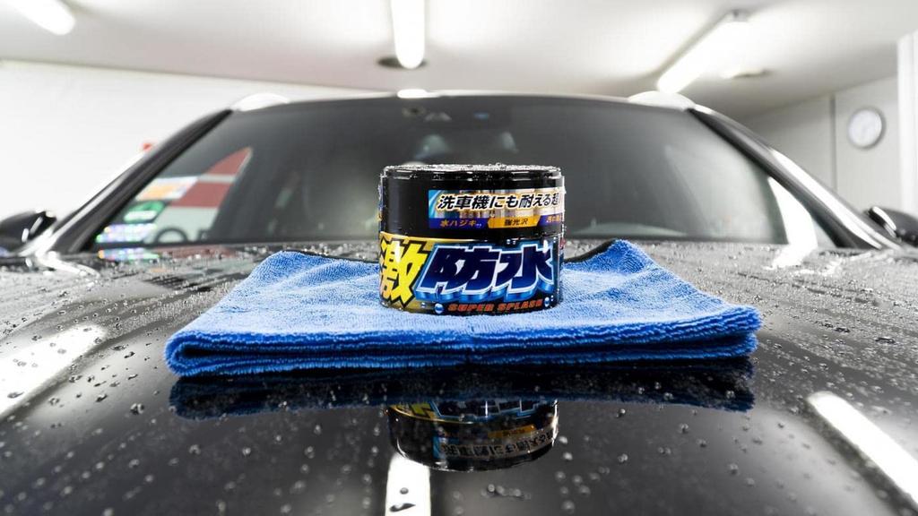 SOFT99 Ultra Waterproof Dark for Protecting and Polishing Automotive Includes Sponge Wax, & Metallic, 300g, Paint, (Product Code 00347)