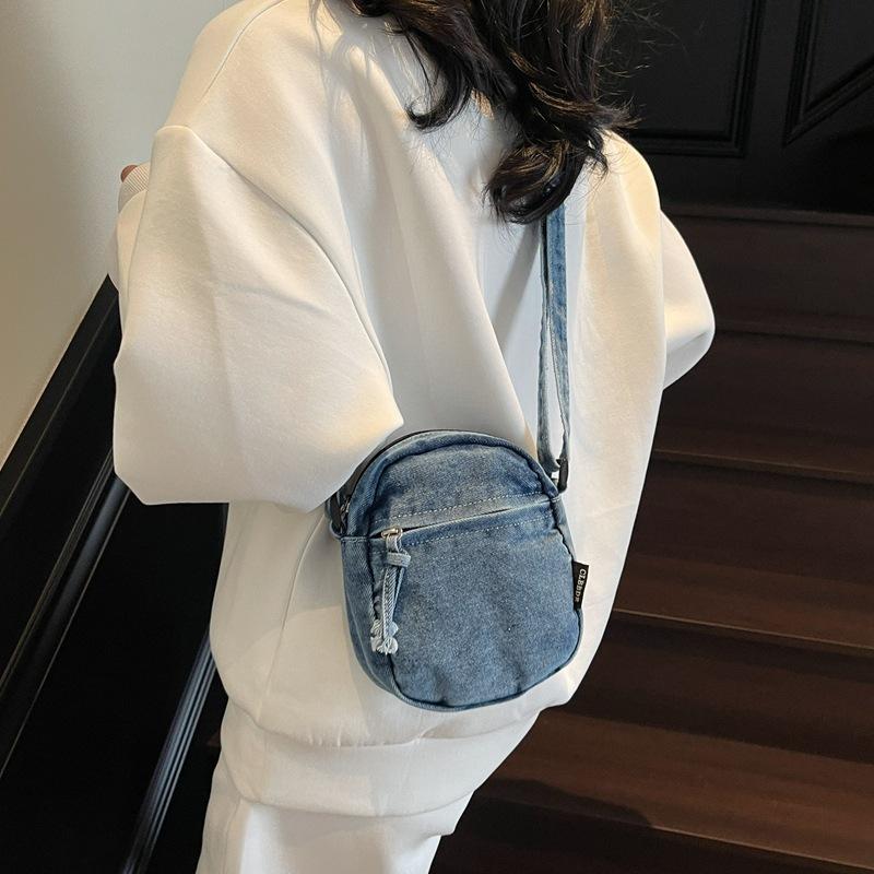 Simple mobile phone bag, women's tide lightweight messenger mini small bag, versatile denim casual change bag