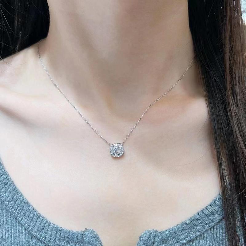 Xiaomi Huitan Kissenförmige Anhänger Halskette für Damen Hochzeit Verlobung Charmante Silberfarbene Accessoires Eleganter Schmuck mit eingelegten Zirkonia