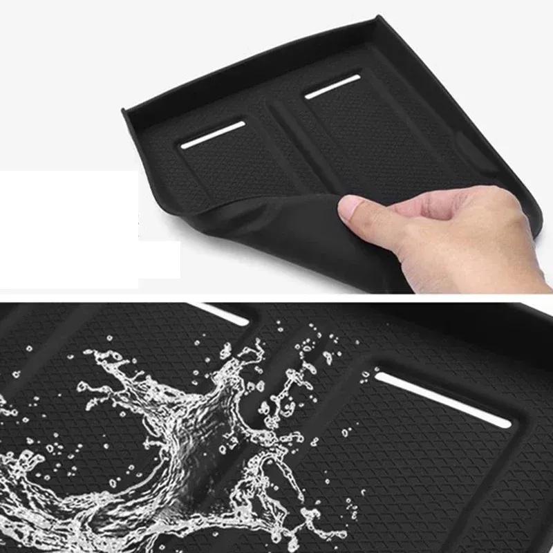 Car Center Control Wireless Charging Silicone Panel For XPeng G6 2024 Silicone Anti-slip Mat Auto Interior Accessories