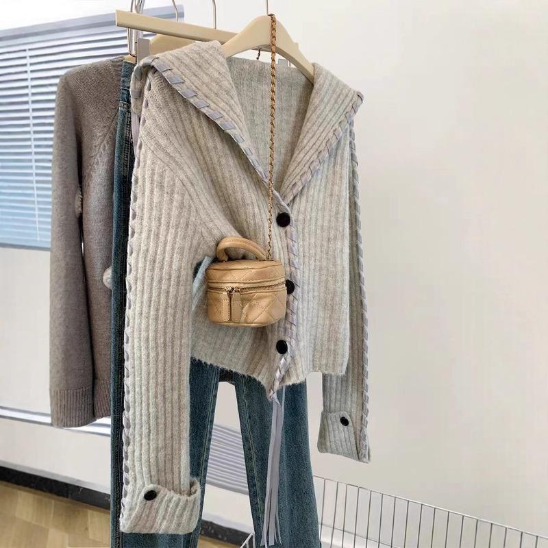Neck thickened sweater cardigan jacket women's autumn and winter new short knitted sweater
