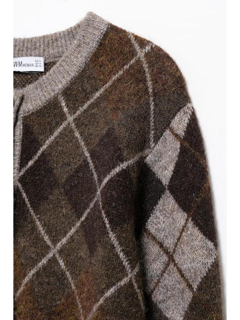 Retro Argyle Knit Cardigan - Women's Casual Long-Sleeve Sweater