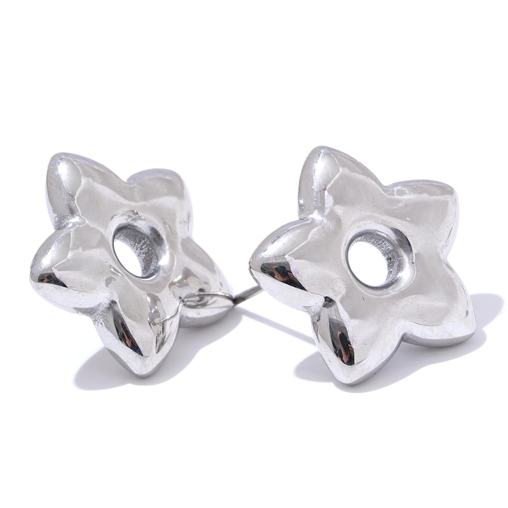 

Yhpup New Cast 316L Stainless Steel Star Daily Stud Earrings for Women Minimalist Waterproof 18K Gold Plated Textured Jewelry