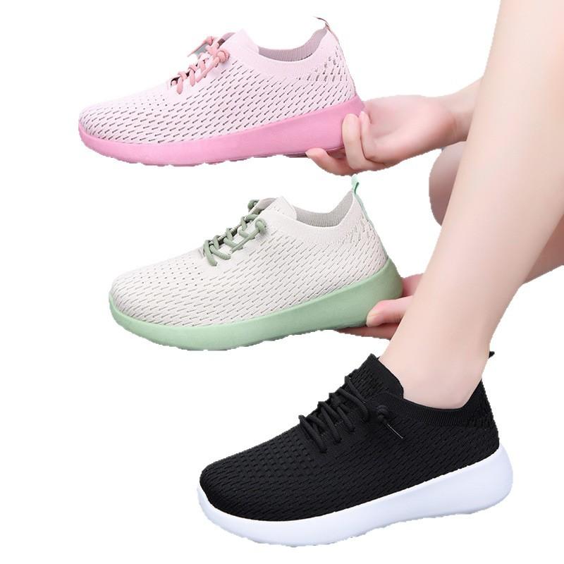 Nouvelles chaussures pour femmes en maille respirante et confortable, couleur unie, chaussures de course tendance, semelle souple, chaussures de sport légères