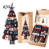 Accroche Murale Festive pour la Maison DIY Kit d'Assemblage Arbre de Noël Patchwork Surdimensionné, Ensemble d'Assemblage Tissu à Carreaux Rétro Décoration avec Ornements pour la Décoration des Fêtes Et