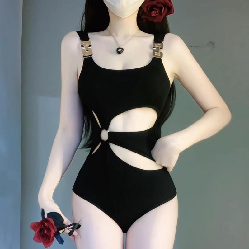 High-end One-piece Swimsuit Female Conservative Seaside Vacation Beautiful Belly-covered Hot Girl Sexy Pure Desire M чёрный