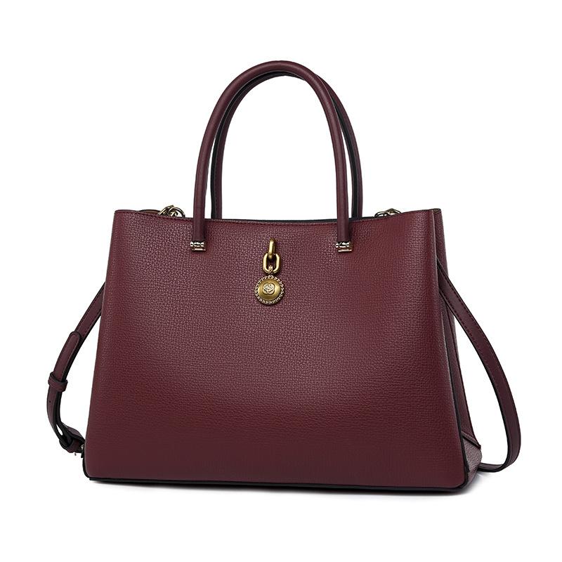 

Women s handbag, new large-capacity high-end women s bag, fashionable commuter tote bag, mother bag can be crossed on one shoulder. 34*12*23cm красный