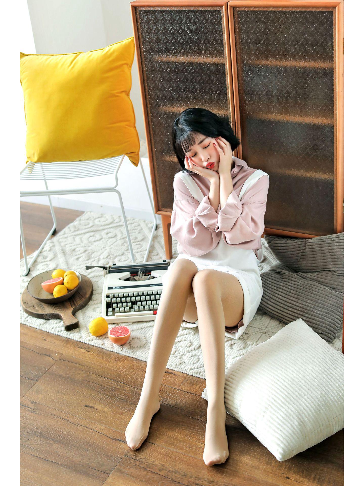 

Жіночі шкарпетки для формування стегон Pincai: Дві пари базових шкарпеток з плюшем на осінь та зиму 120D Pantyhose - 15℃ to 20℃