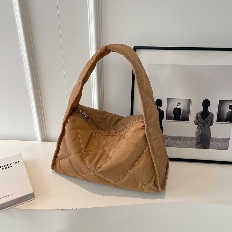 2025 neuer Diamantstickgarn einfarbig Winter lässig leicht große Kapazität Schulter Achsel tragbar kleine quadratische Tasche Frauen