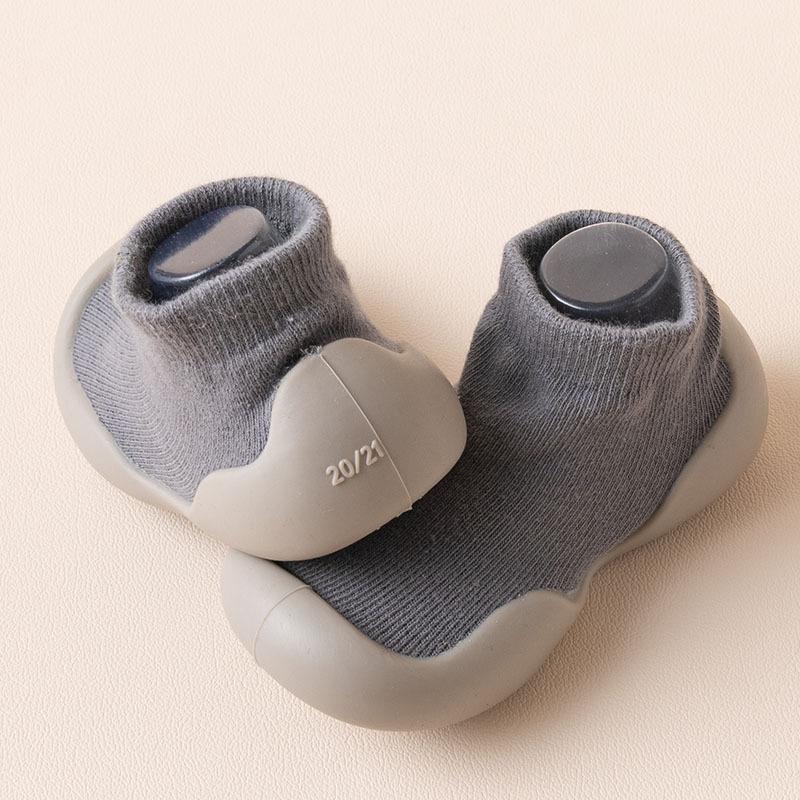 Boys and Girls' Shoes with Soft Soles, Indoor Anti-slip and Breathable Design