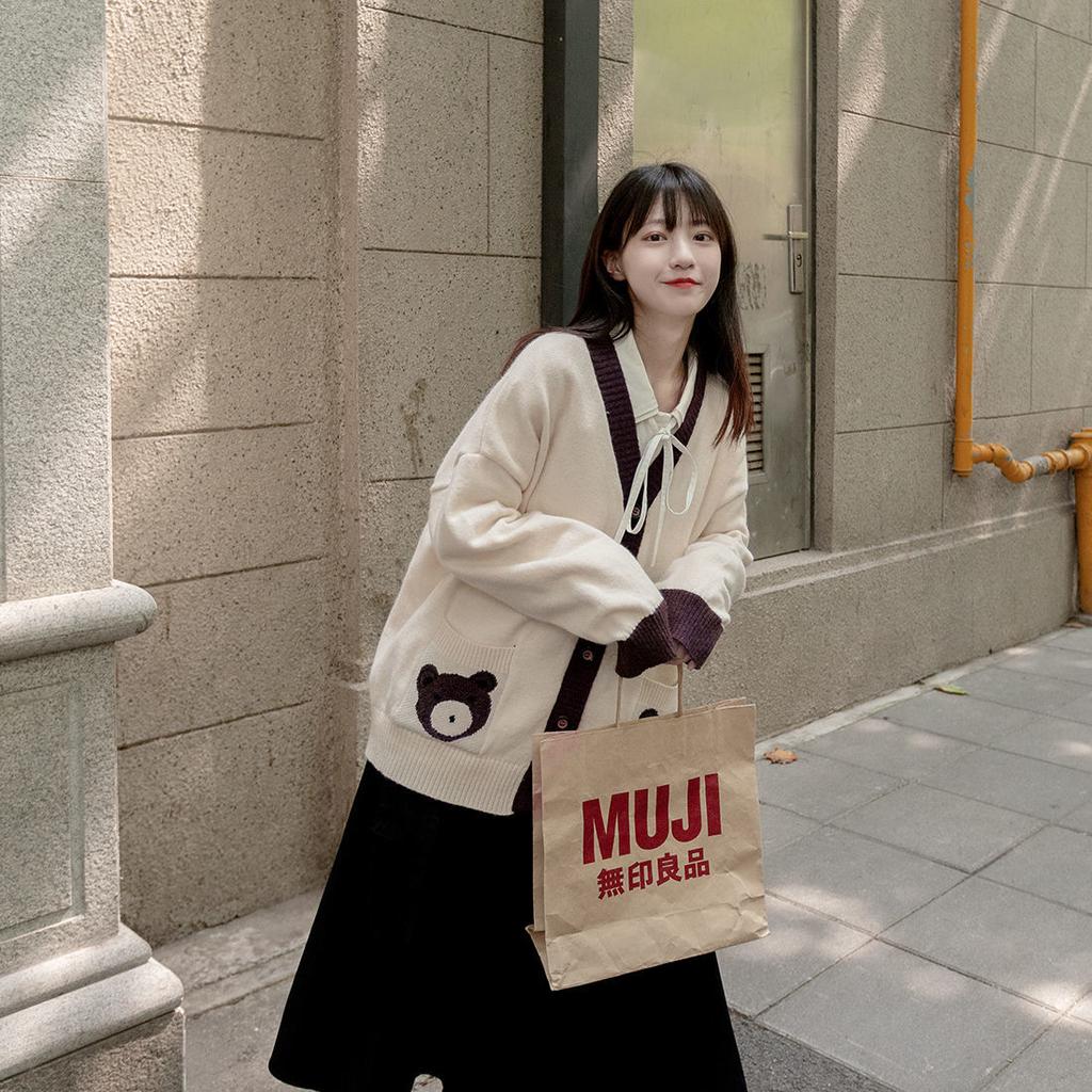 Japonský styl Svetr kardigan s medvědím potiskem Dámský JK V-výstřih Nadměrný Pletený svetr Dámská Preppy móda Kawaii Kabáty