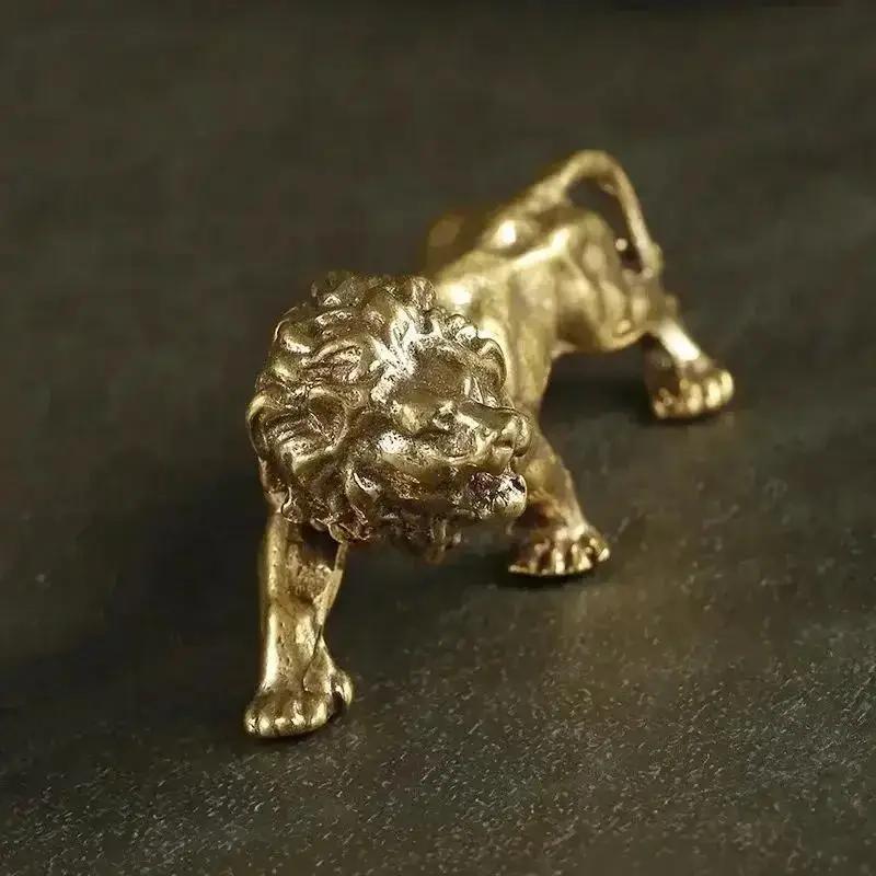 Antique Bronze Male Lion King Statue Small Ornaments Solid Copper Mountain Lions Miniature Figures Brass Sculpture Crafts Decor