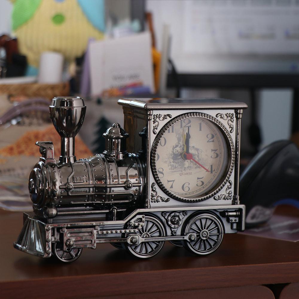 Plastic Table Clock Vintage Desktop Clock Desk Sculpture Train Alarm Clock  Office