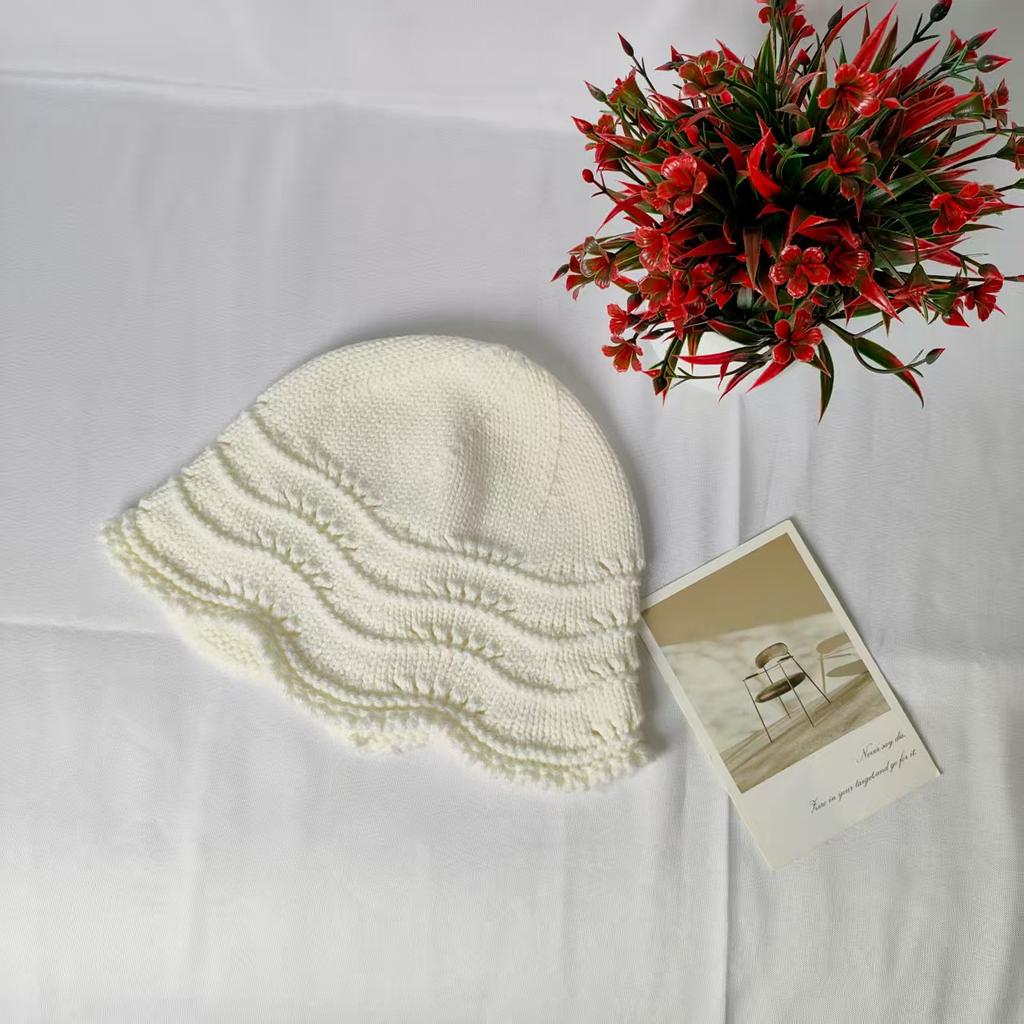 New Knitted Wool Hats In Early Autumn, Children's Small Faces, Sunscreen Visors, Basin Hats, Cold Hats, Women's Fashion