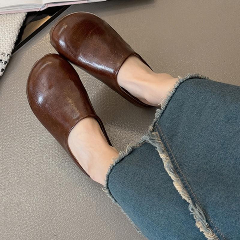 Fashion Women's Slippers 2025 Autumn Closed Toe Round Toe Slippers New Style Retro Solid Color Flat Sandals Elegant Lady Mules Shoes