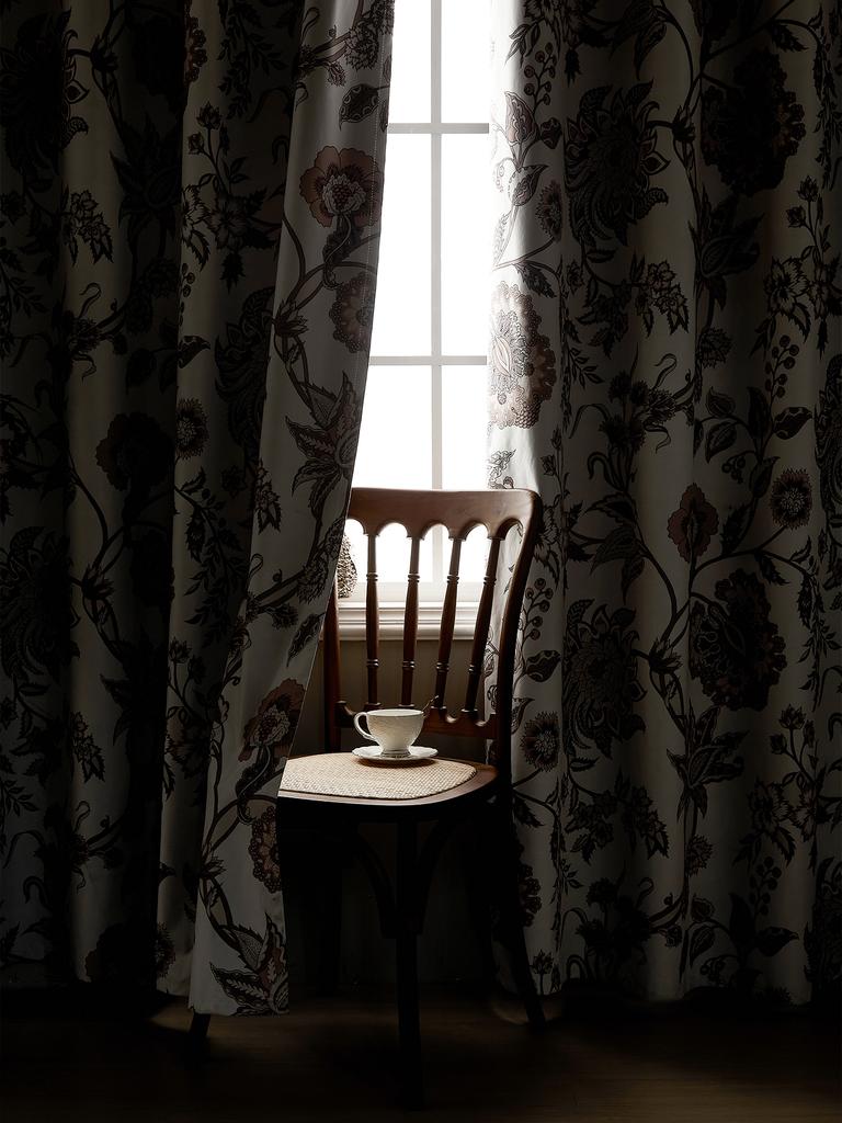 Cortinas Blackout 84 Polegadas de Comprimento Cortinas Florais para Quarto Cortinas Blackout Estampadas para Sala de Estar Isolamento Térmico Ilhós Superior