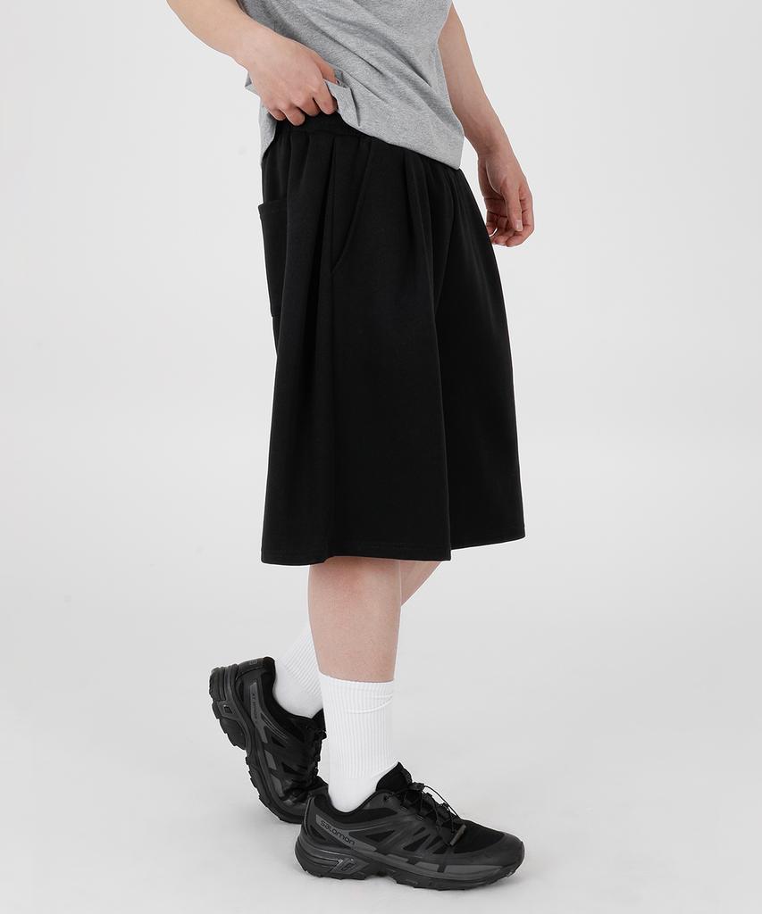 Opeumeideu Side Pintuck Bermuda Shorts Wide Shorts_Black