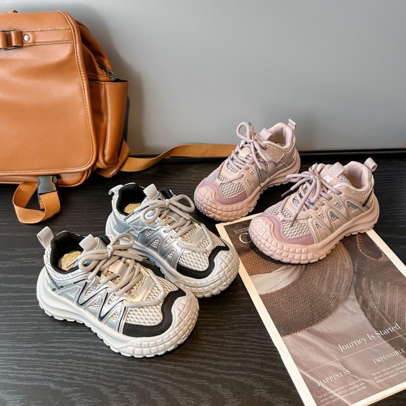 Trendige Kinder-Frühjahr 2026 Laufschuhe mit weicher Sohle - Jungen-Reifensohle & Mädchen-Mesh-Sneaker