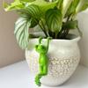 Cartoon Frogs Planter Hook Creative Resins Animal Figurine Pots Hangers Ornament for Indoor and Outdoor Plant Display