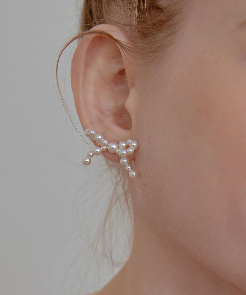 Tatiana (Silver925) Grace Pearl Ribbon Earring Ec1953